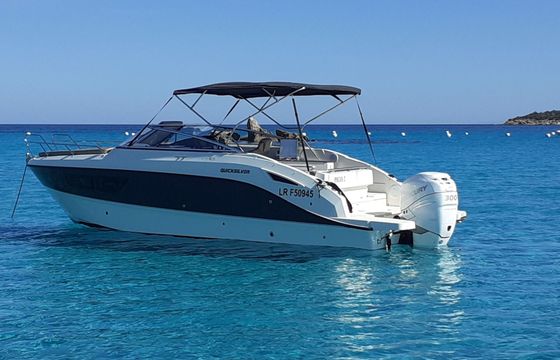 Motorboat Quicksilver Activ 805 cruiser 300hp