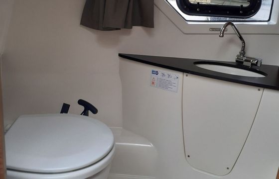 Motorboat Quicksilver Activ 805 cruiser 300hp