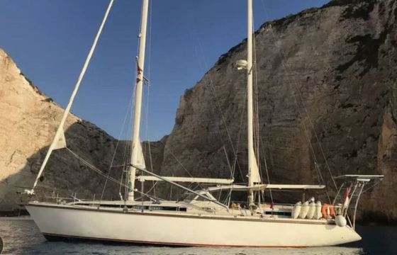 Sailboat Amel Maramu 14m