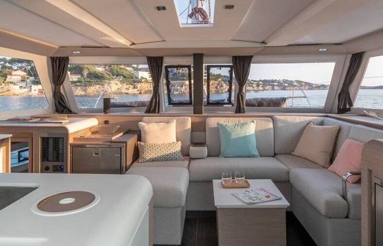 Catamaran Fountaine Pajot ISLA 40 12m