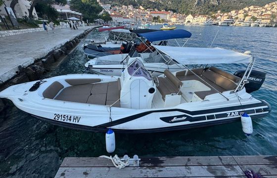 Motorboat Zar Formenti 75 300hp
