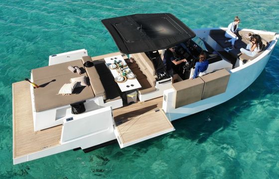Motor yacht De Antonio D34 350hp