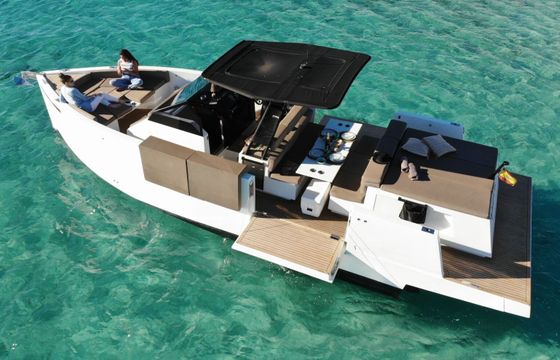 Motor yacht De Antonio D34 350hp