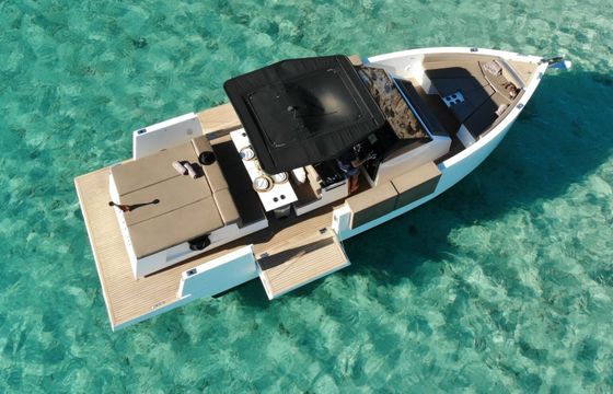 Motor yacht De Antonio D34 350hp