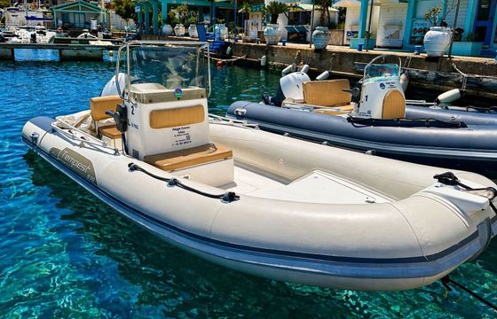 Motorboat Capelli Tempest 530 40hp