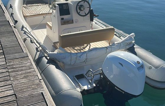 Motorboat Capelli Tempest 530 40hp