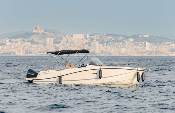 Motorboat Quicksilver 755 Sundeck 225hp