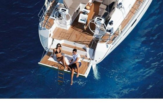 Sailboat Bavaria Cruiser 46 14.4m