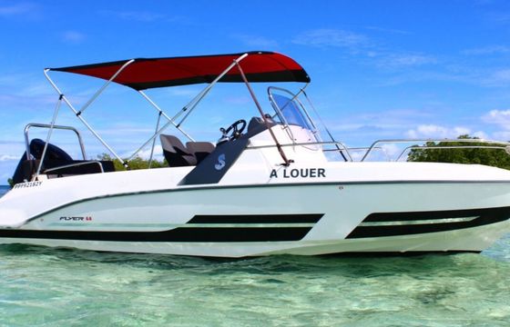 Motorboat Beneteau flyer 6.6 Sundeck 200hp