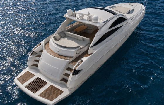 Motor yacht Sunseeker Predator 68 1800hp