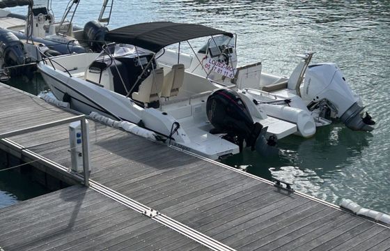 Motorboat Quicksilver 705 Open 150hp
