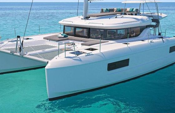 Catamaran Lagoon LAGOON 43 (4 CAB + 2) / 4 SDB 13m