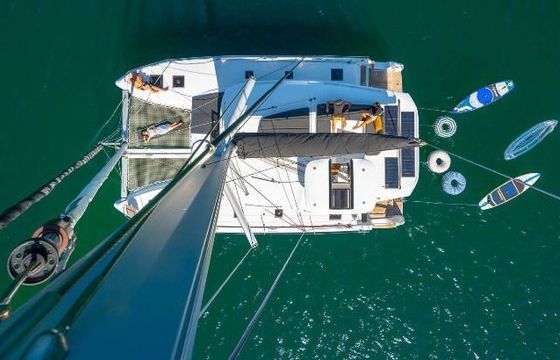 Catamaran Lagoon LAGOON 43 (4 CAB + 2) / 4 SDB 13m