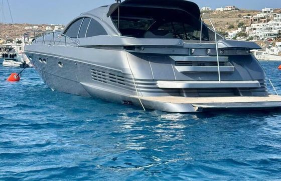 Motor yacht PERSHING 54 MYKONOS South Coast &amp; TRANSFER -TO SANTORINI-PAROS 2800hp