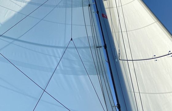 Catamaran Lagoon-Bénéteau Lagoon 42 - 3 + 1 cab. 12m