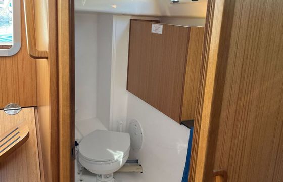 Sailboat Bavaria Easy34 9.75m