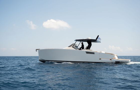 Motorboat Tesoro T40 750hp