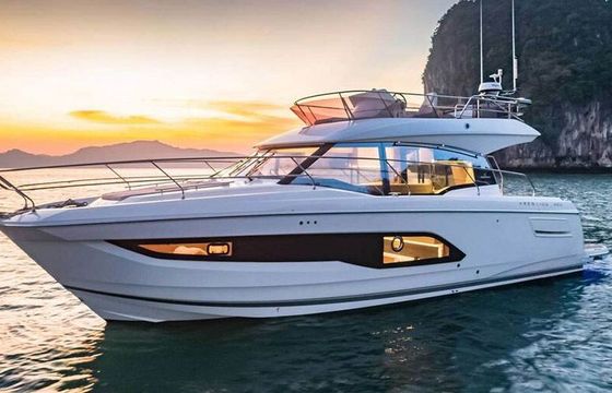 Motorboat Jeanneau Prestige 420 Fly 850hp