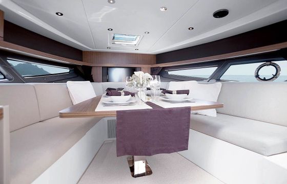 Motorboat Azimut  Atlantis 34 440hp