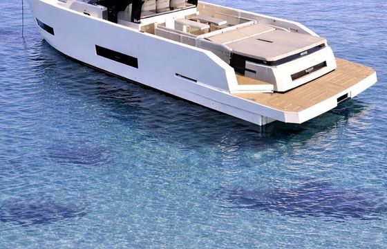 Motor yacht De Antonio D42 1050hp
