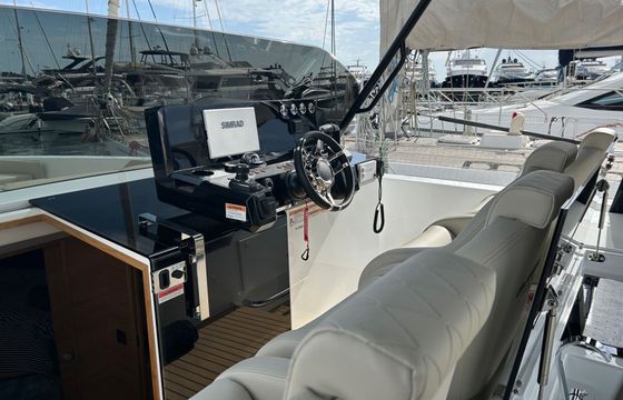 Motor yacht De Antonio D42 1050hp