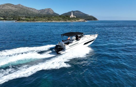 Motorboat Karnic Sl702 220hp