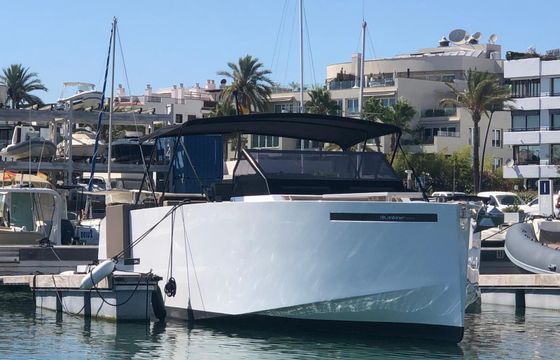 Motorboat De antonio D34 600hp