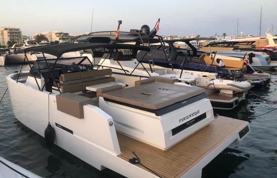 Motorboat De antonio D34 600hp