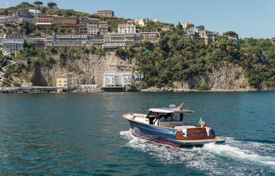 Motor yacht Lancia Aprea 52 1600hp