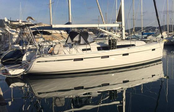Sailboat BAVARIA 41 12.5m