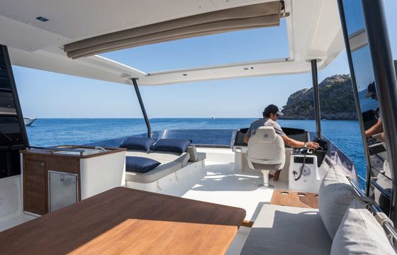 Catamaran Fountaine Pajot 44 13.41m