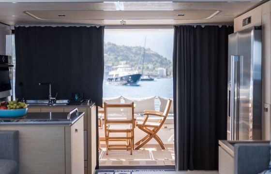 Catamaran Fountaine Pajot 44 13.41m