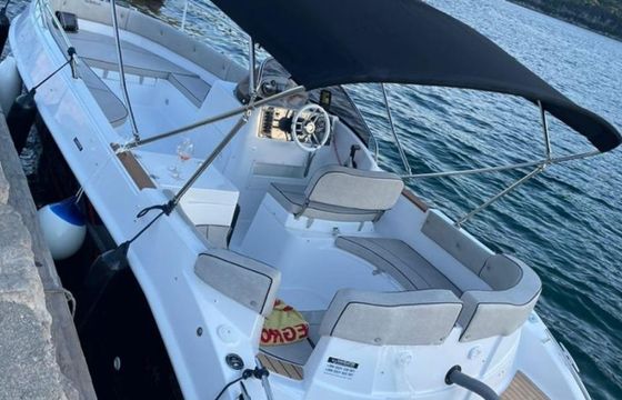 Limitless SpeedBoat Tours – Blue Cave