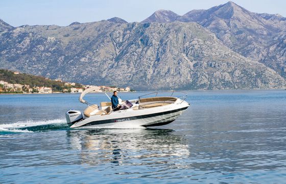 Limitless SpeedBoat Tours – Blue Cave