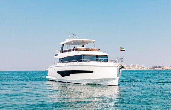Sky Walker Yachts – C-62