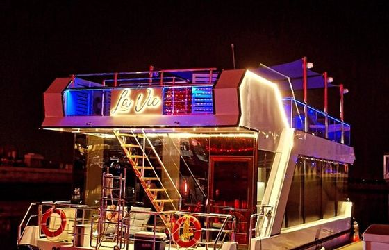 La Vie Yacht