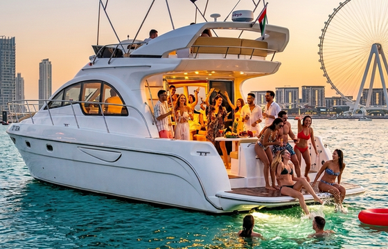 Supernova Yachts Charter – May One