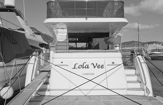 Lola Vee