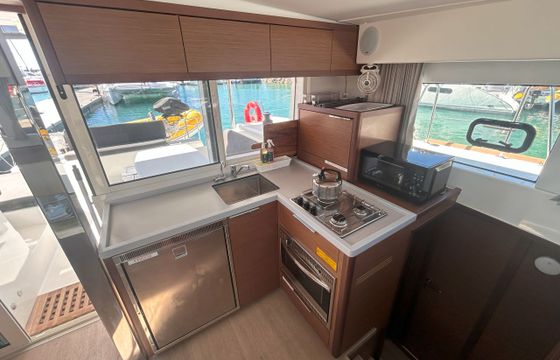 Lagoon 40