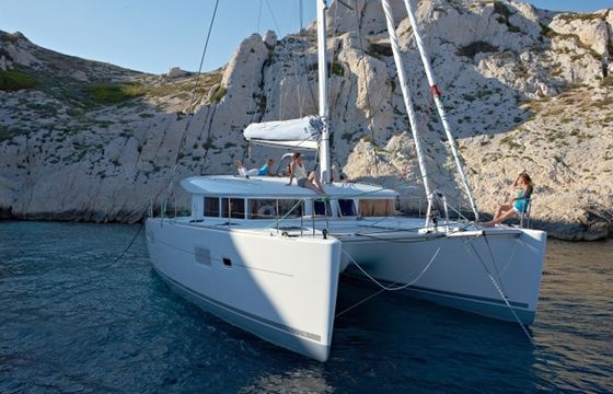 Lagoon 400