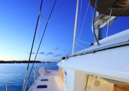 Lagoon 42