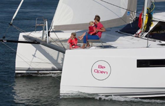 LAGOON 51