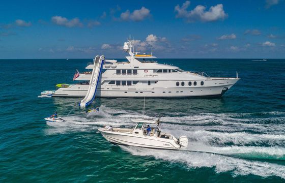 I LOVE THIS BOAT
