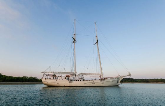 MUTIARA LAUT