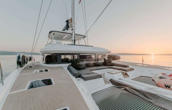 TRI WING CARIDA