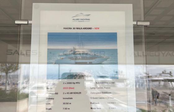 Maiora 30 Walk-Around