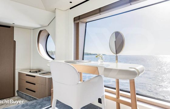 AZIMUT GRANDE 26 M