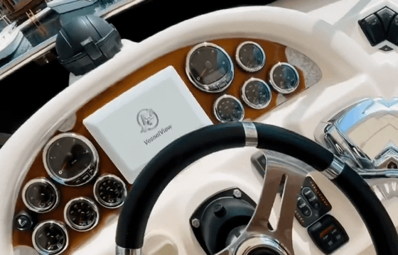 Cozmo 52 Al Shaali Yacht. Like to Thrill? Take this Fury