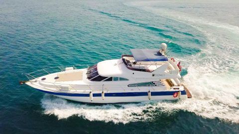 Cozmo 75 Feet Fairline Squadron, accommodates your 33 guests.
