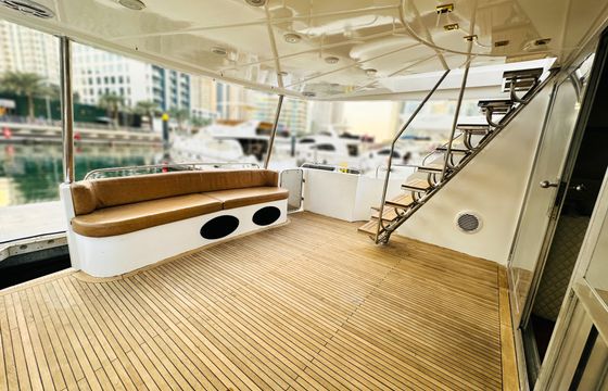 Cozmo 75 Feet Fairline Squadron, accommodates your 33 guests.